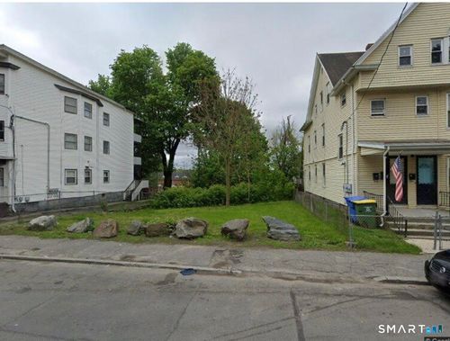 20 Walnut Ave, Waterbury, CT, 06704-4103 | Card Image