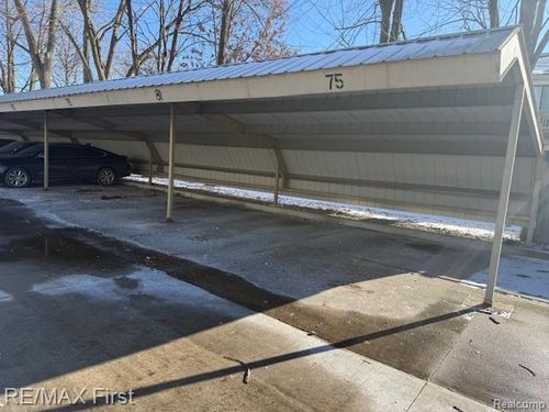 30178 Wedgewood Cir, Roseville, MI, 48066-7717 | Card Image