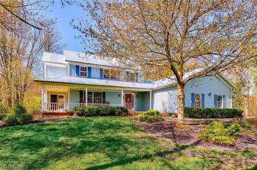13125 Pearl Rd, Chardon, OH, 44024-9123 | Card Image