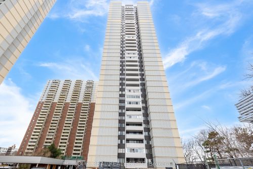 2407-3 Massey Square, East York, ON, M4C5L5 | Card Image