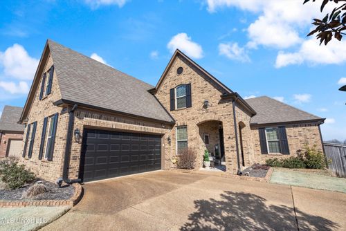 8330 John Wood Ln, Olive Branch, MS, 38654-9099 | Card Image