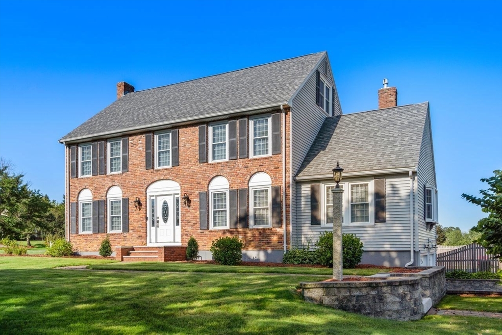 Old Farm Rd, North Andover, MA 01845