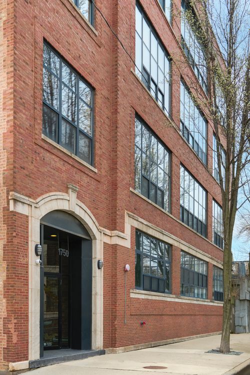 apt-405-1750 N Wolcott Ave, Chicago, IL, 60622-1548 | Card Image