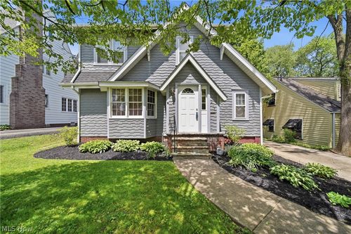 213 33rd Street Nw, Canton, OH, 44709 | Card Image