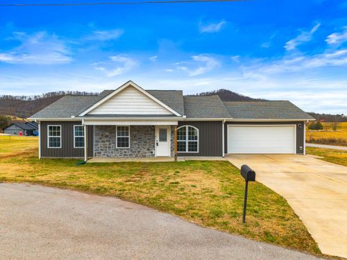 152 Owens Ln, Mooresburg, TN, 37811-2331 | Card Image