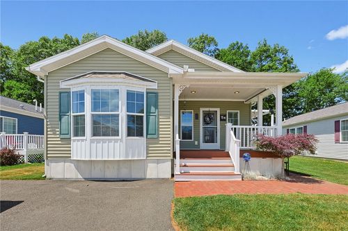 65 Lark Ln, Tiverton, RI, 02878-5600 | Card Image