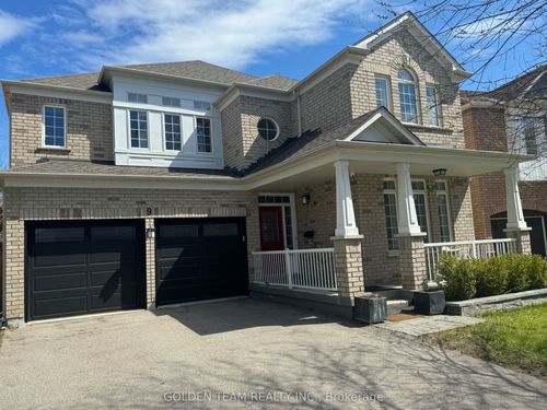 9 Ridgecrest Rd, Markham, ON, L6C2V2 | Card Image