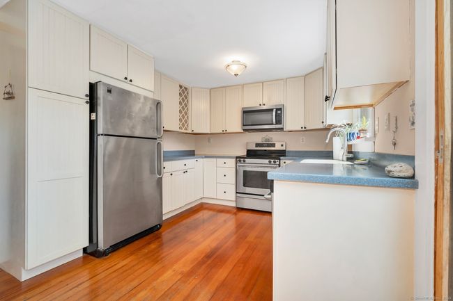 15 Hawks Nest Rd, House other with 3 bedrooms, 2 bathrooms and 3 parking in Old Lyme CT | Image 29