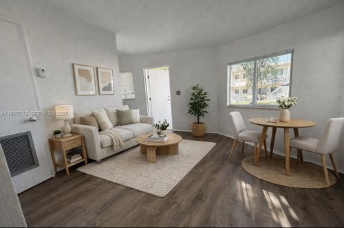 apt-2-251 Hibiscus Dr, Miami Springs, FL, 33166-5266 | Card Image