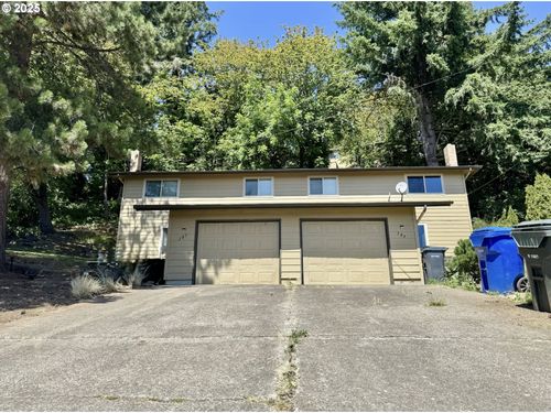 187 Stoneway Dr Nw, Salem, OR, 97304-4516 | Card Image