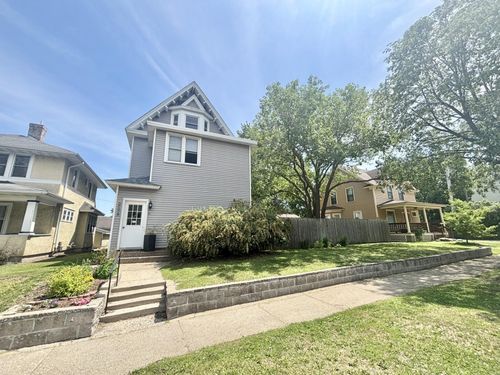 228 Victoria St N, Saint Paul, MN, 55104-7251 | Card Image