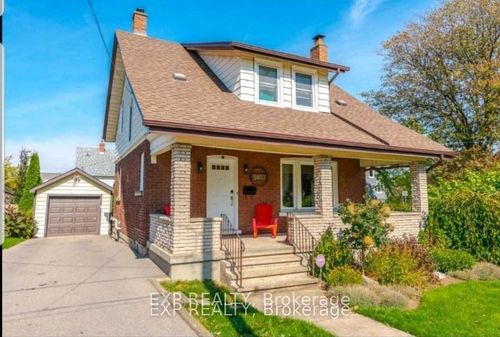 5037 Jepson St, Niagara Falls, ON, L2E1K4 | Card Image