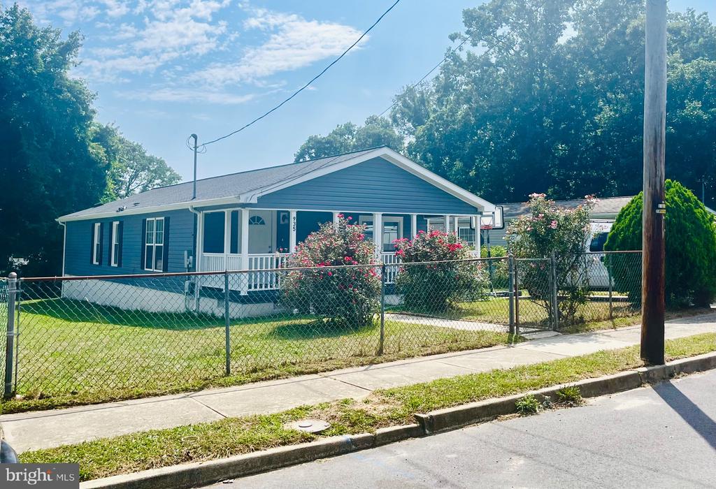 Spruce Ave, Pleasantville, NJ 08232