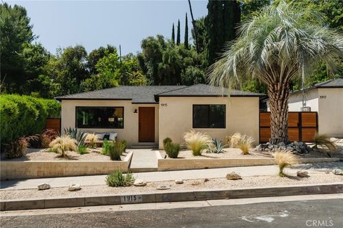 1915 N Avenue 52, Highland Park, CA, 90042-1022 | Card Image