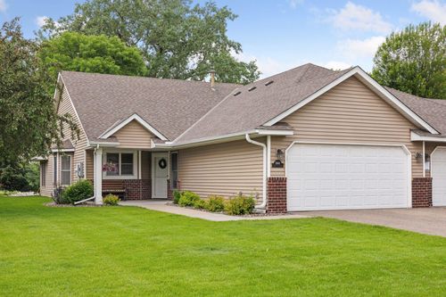 2601 Rosetown Ct, Roseville, MN, 55113-2176 | Card Image
