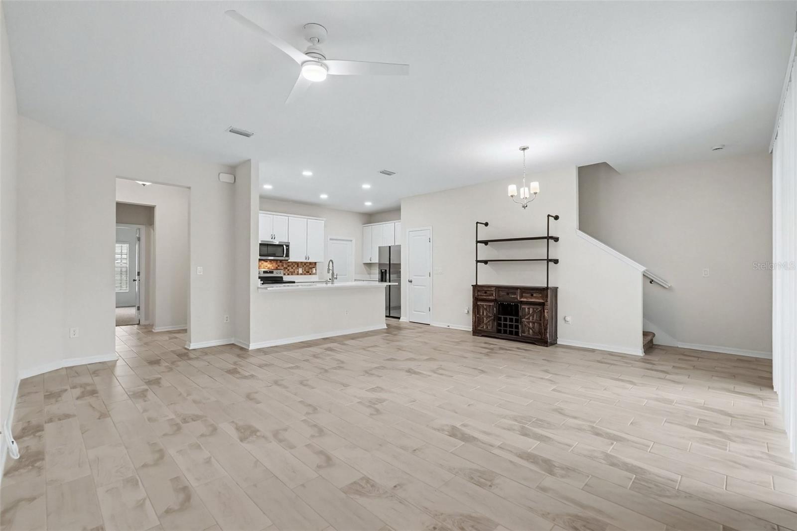 Residential Lease in RIVERVIEW 5