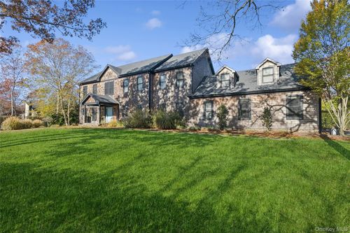 9 Debras Way, Wainscott, NY, 11975-2025 | Card Image