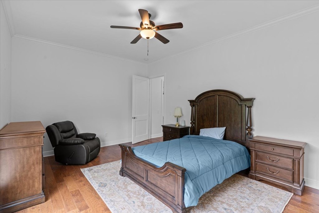 Residential in Headland 3