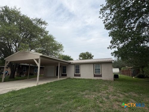 127 Hillcrest Dr, Luling, TX, 78648-3524 | Card Image