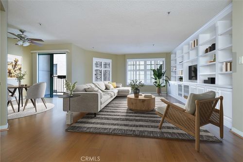 unit-304-426 N Maryland Ave, Glendale, CA, 91206-5507 | Card Image