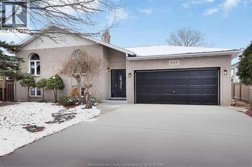 445 Olcott Ave, Lasalle, ON, N9J3L1 | Card Image