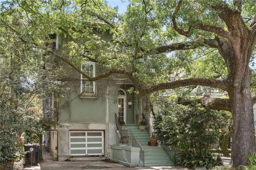 6 Neron Pl, New Orleans, LA, 70118-4217 | Card Image