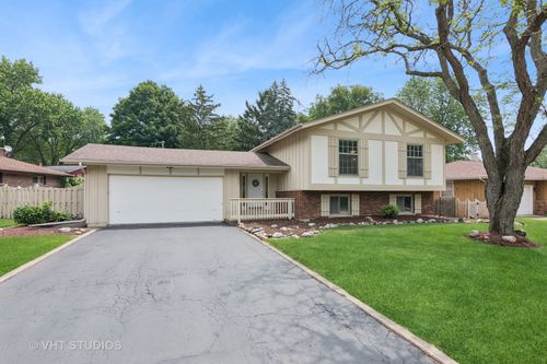 513 James Ct, Algonquin, IL, 60102-2861 | Card Image
