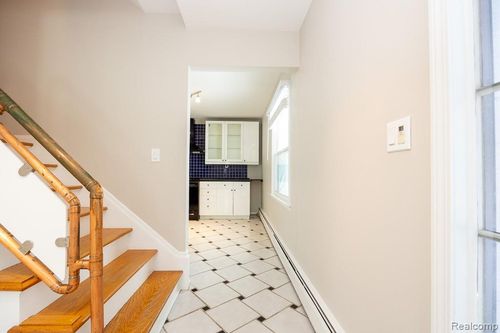 5563 Edinborough, West Bloomfield, MI, 48322-4034 | Card Image