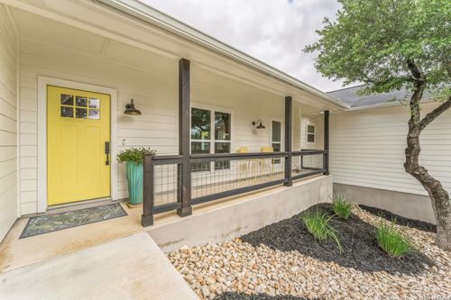 1174 Desiree St, Canyon Lake, TX, 78133-2072 | Card Image