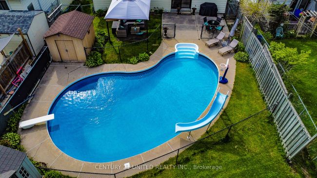2046 Meadowview Rd, House other with 4 bedrooms, 3 bathrooms and 4 parking in Peterborough ON | Image 38