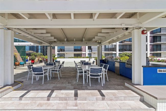BBQ area. | Image 15