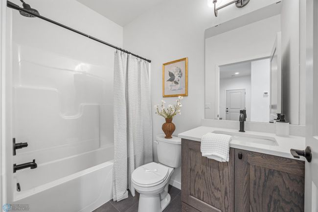 Full Bath | Image 28