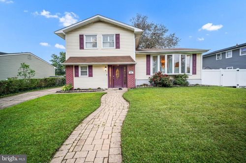 8910 Rising Sun Ave, PHILADELPHIA, PA, 19115-4533 | Card Image