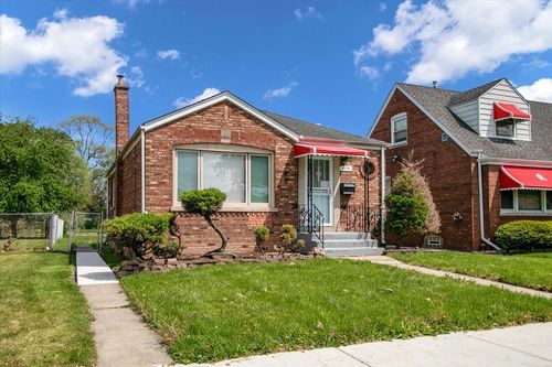 9709 S Avalon Ave, Chicago, IL, 60628-1625 | Card Image