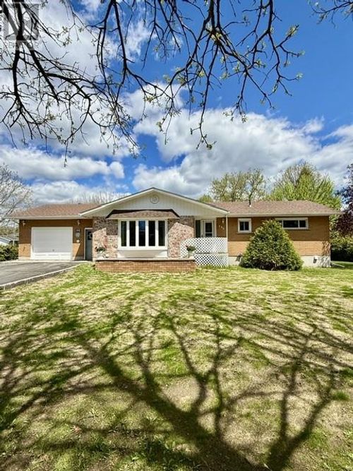 190 Government Rd W, Massey, ON, P0P1P0 | Card Image