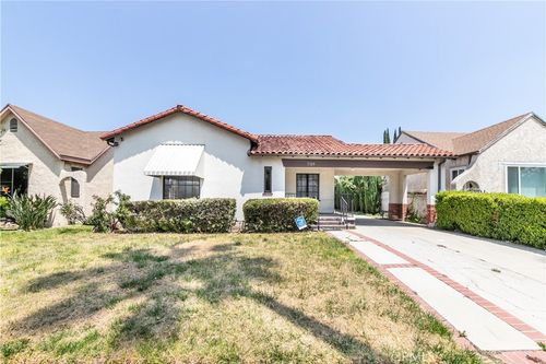 739 W Glenoaks Blvd, Glendale, CA, 91202-2100 | Card Image