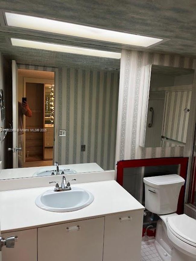 APT-807 - 3090 N Course Dr, Condo with 3 bedrooms, 3 bathrooms and null parking in Pompano Beach FL | Image 35