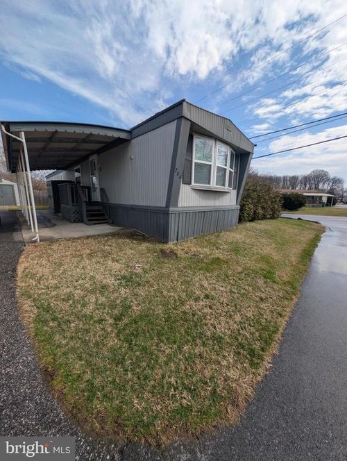 200 Robwood Rd, DUNDALK, MD, 21222-2860 | Card Image