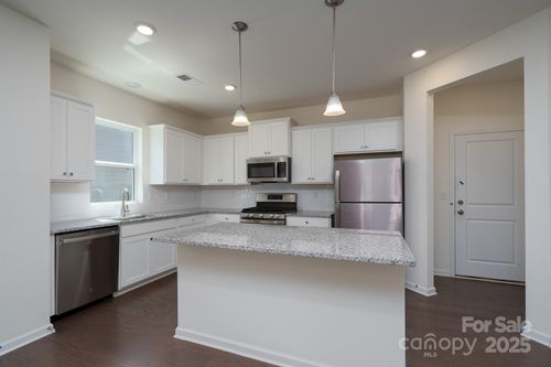 2740 Aubrey St, Monroe, NC, 28110-8379 | Card Image