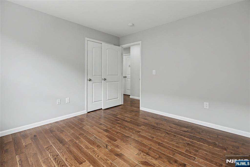 Residential Lease in Newark