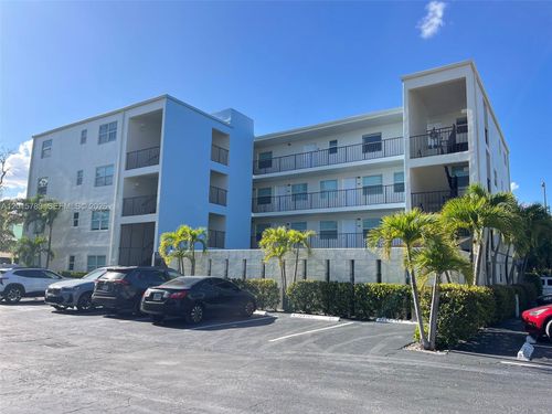 202-611 Ne 14th Ave, Fort Lauderdale, FL, 33304-2865 | Card Image