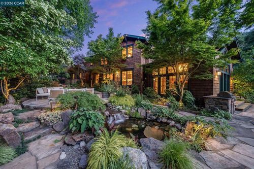30 Greenwood Ct, Orinda, CA, 94563-3611 | Card Image
