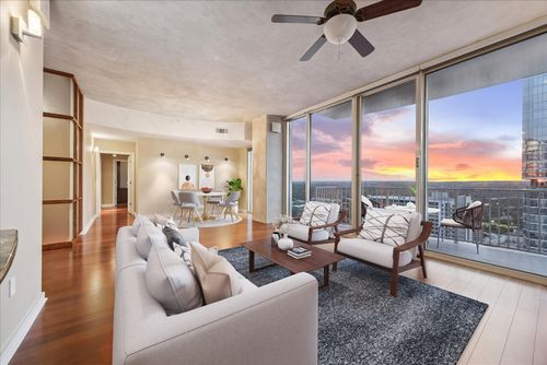 apt-3504-360 Nueces St, Austin, TX, 78701-4275 | Card Image