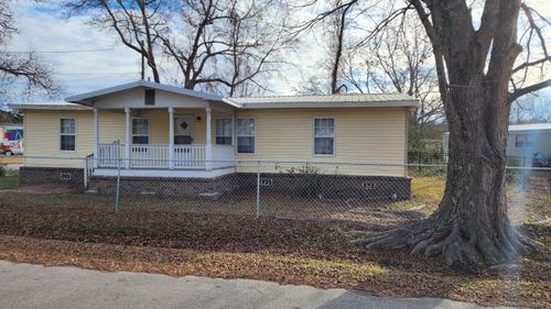 109 Oak St, Saint Stephen, SC, 29479-2601 | Card Image