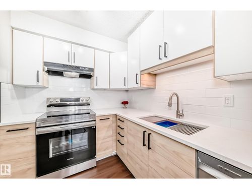1189 Hooke Rd Nw, Edmonton, AB, T5A4A5 | Card Image