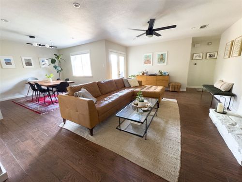 3704 Harpers Ferry Ln, Austin, TX, 78749-3111 | Card Image
