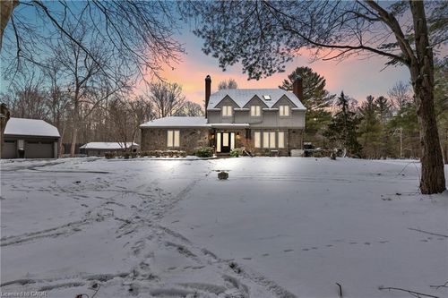 625 Balfour St, Fenwick, ON, L0S1C0 | Card Image