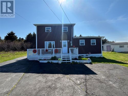 40 Main Road, New Melbourne, NL, A0B2R0 | Card Image