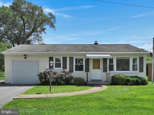 75 Circle Dr, MANHEIM, PA, 17545-2303 | Card Image