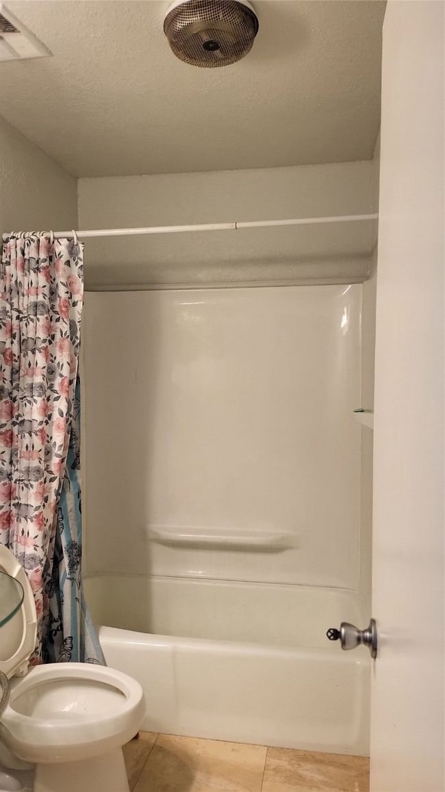 109 Cimarron Ln, House other with 3 bedrooms, 2 bathrooms and null parking in Arlington TX | Image 17